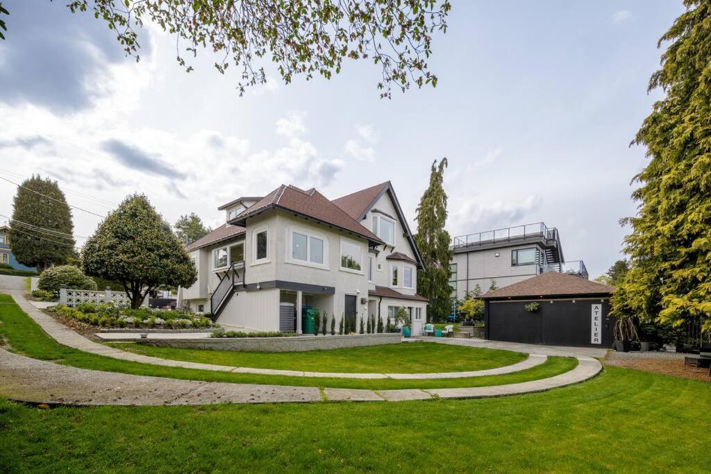 Gorgeous 4Brd House Conveniently Located In Nanaimo Villa Exterior photo