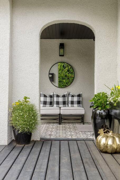 Gorgeous 4Brd House Conveniently Located In Nanaimo Villa Exterior photo