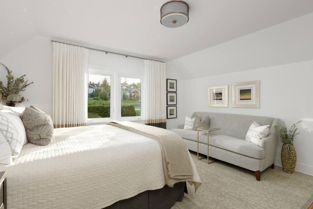Gorgeous 4Brd House Conveniently Located In Nanaimo Villa Exterior photo